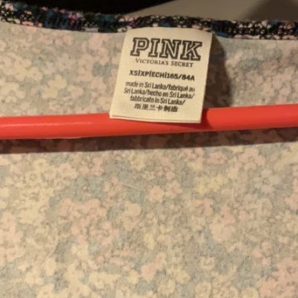 Flowered, XS PINK Victoria’s Secret bodysuit. 95% cotton. Gently used. - Picture 4 of 4